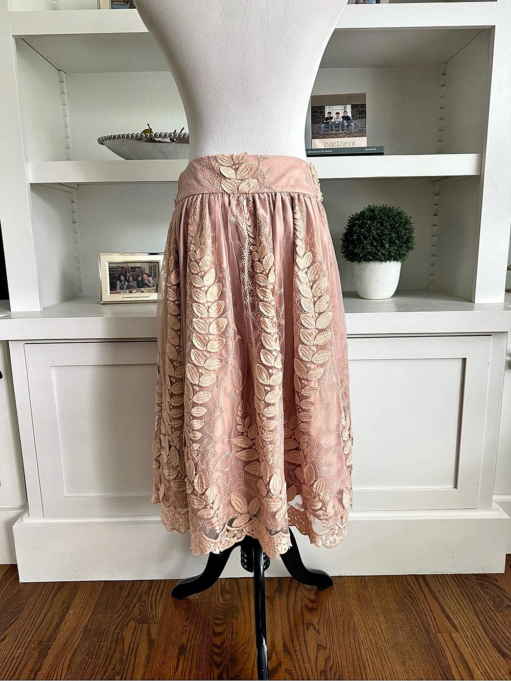 Eliza J Embroidered Tulle A-Line Skirt - Picture 4 of 10